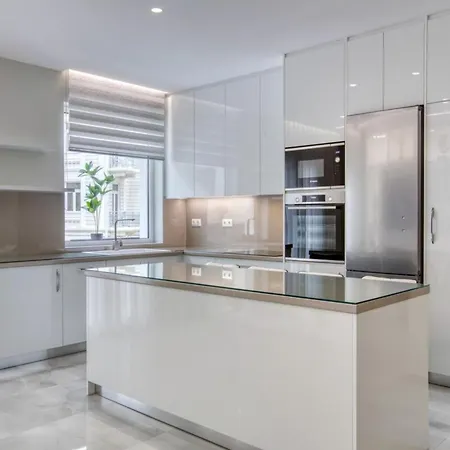 White And Grey Super Luxury Flat * Athens